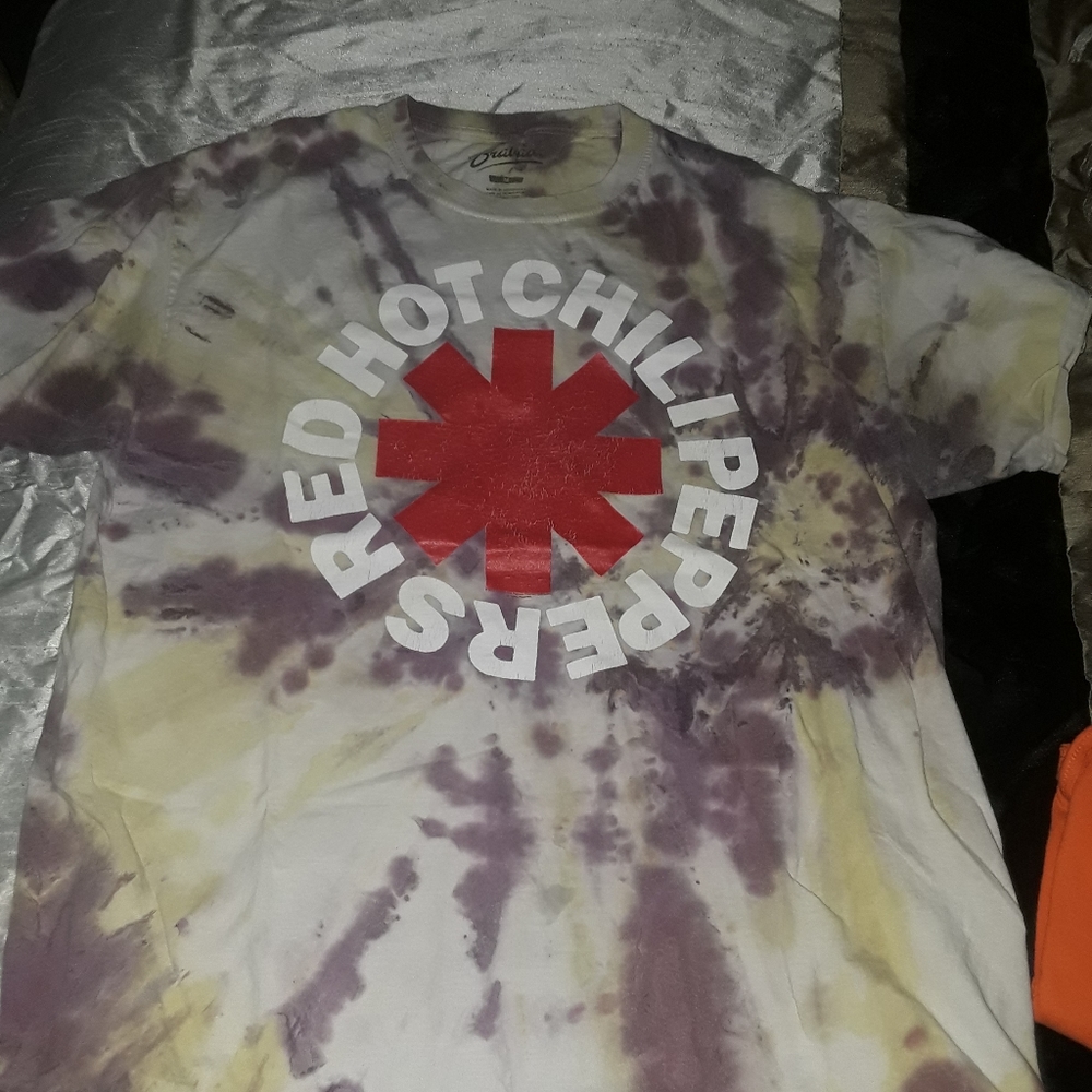 Vintage Red Hot Chili Peppers Shirt